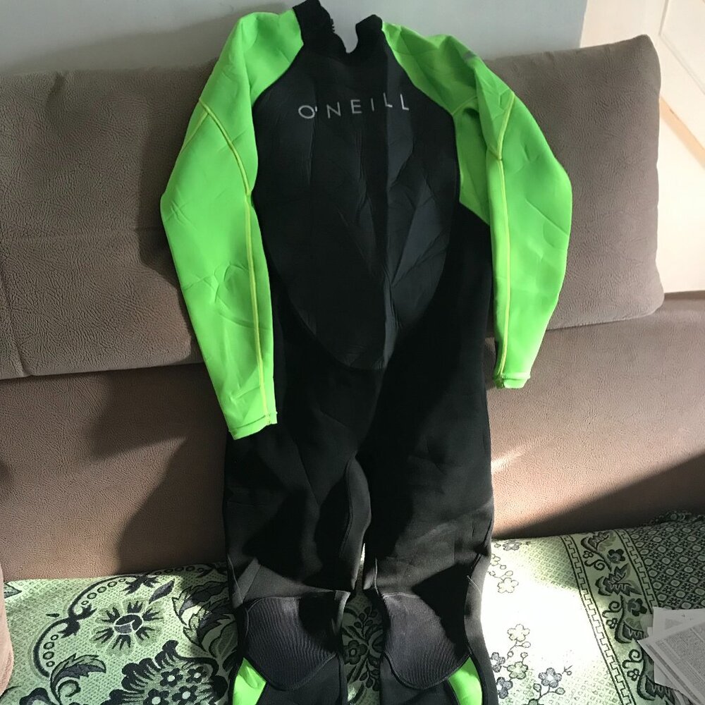 O’Neill surf Full Wetsuit Size XL Black/ Lime Green